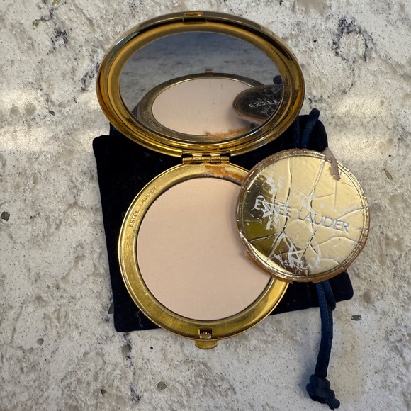 Vintage Estée Lauder Pressed Powder American Flag Compact - Picture 4 of 9